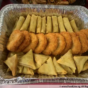 Vegetables Spring Roll and Samosa