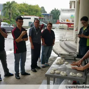 Assorted Pratas (Plain - Egg - Onion - Paper - Cheese - Mushroom - Onion - Banana - Chocolate - Sausage)