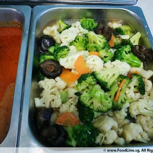 Assorted Vegetables (Cauliflower, Broccoli with Mushroom) 斋香菇芥兰花