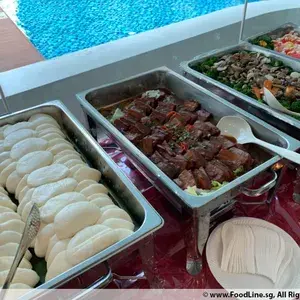 扣肉包 Chinese Bun w/ Stewed Pork