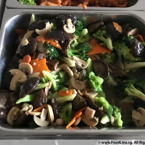 Broccoli w/ Mushroom • 双菇兰花(Chef's Recommended)