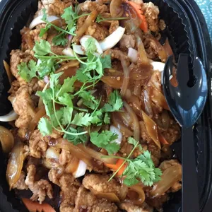 姜葱猪肉 Pork w/ Onion and Ginger