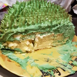 1x 3D Durian Cake @$88.8 (Size: 7 Inch)