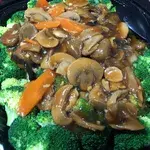 三菇西兰花 Broccoli w/ Assorted Mushroom