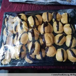 Mini Chocolate Éclair