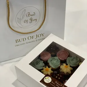 1x Organic Mini Cream Cupcakes (2 Flavours) @$37.5 (First Flavour (15 Cupcakes): Chocolate) (Second Flavour (15 Cupcakes): Vanilla) (Toppings: Organic Buttercream)