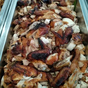 Roasted Whole Chicken with Western Herbs 西式香料烤鸡
