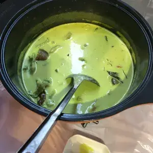 Green Curry Chicken