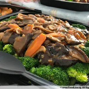 三菇西兰花 Broccoli w/ Assorted Mushroom