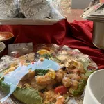 Yeh’s homemade bun with stewed meat 夜招牌扣肉包