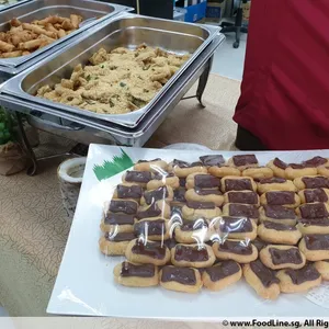 Mini Chocolate Eclairs