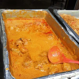 Curry Chicken • 咖哩鸡(Chef's Recommended)