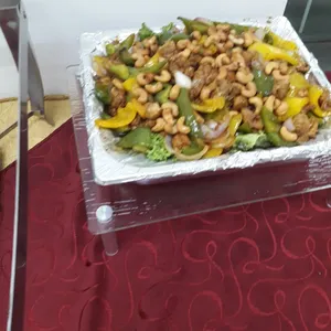 Sautéed Chicken w/ Cashew Nut 腰果鸡丁