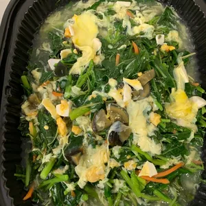 Baby Spinach with Trio Egg