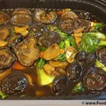 香菇小白 Siow Peh w/ Mushroom