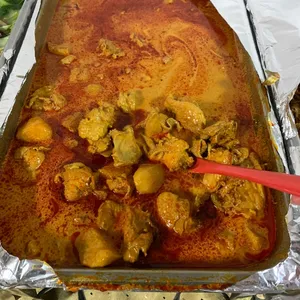 Curry Chicken • 咖哩鸡(Chef's Recommended)