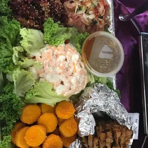 SEH Signature Cold Dish (Salad Prawns, Chicken Satay, Japanese Marinated Octopus, Golden Scallop, Thai Style Smoked Duck)