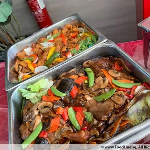香菇烩扒鸭 Braised Duck w/ Mushroom