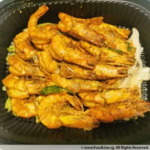 Fried Prawn with Pumpkin Cream 金瓜奶香虾