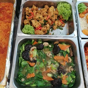 Broccoli w/ Mushroom • 双菇兰花(Chef's Recommended)