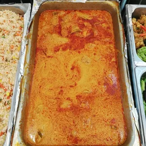 Curry Chicken • 咖哩鸡(Chef's Recommended)