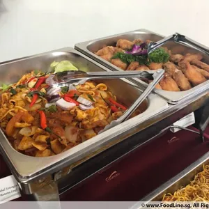 Sambal Sotong w/Banana Leaf 香蕉叶叁巴苏东 ( +$1 per Pax<i>, $1.07 w/GST</i> )