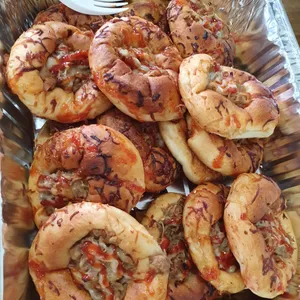 Tuna Pizza