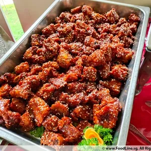 蜜汁排骨 Pork Ribs w/ Honey Sauce