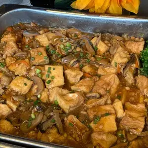 香菇肉酱扒豆腐 Beancurd In Brown Sauce (NEW)