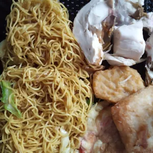 Hong Kong Fried Egg Noodles