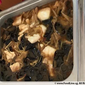 Steamed Fish Fillet w Golden Mushroom & Fungus 金针云耳班片