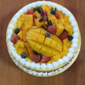 1x Vanilla Ice Cream Cake @$45 (Size: 8 Inch)