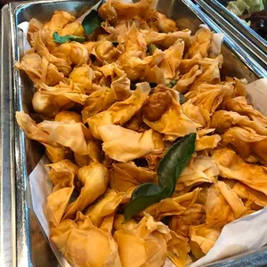 Butterfly shrimp wanton 蝴蝶虾云吞