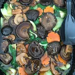 香菇小白 Siow Peh w/ Mushroom
