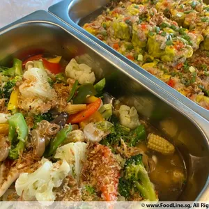 Mixed Vegetable w. Mushroom鲜菌杂锦蔬菜