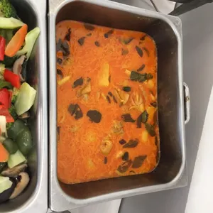 Famous Curry Chicken 招牌咖哩鸡