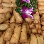 Vegetarian Spring Roll with Sweet Sauce