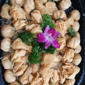 Golden Seafood Pocket with Oriental Dip