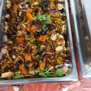黑椒鸡丁 Chicken w/ Black Pepper