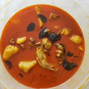 Ah Ma Curry Chicken <i> cooked with USA Potato, Lemon Grass and Coconut</i>