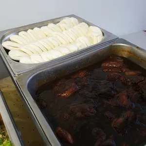 Braised Pork w/ Bun • 扣肉包(Chef's Recommended)