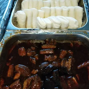 Braised Pork w/ Bun • 扣肉包(Chef's Recommended)