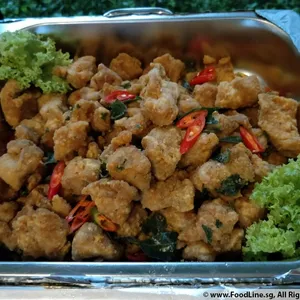 Salted Egg Chicken • 咸蛋鸡(Chef's Recommended)
