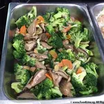 Stir-fry Garden Vegetables with Mushroom