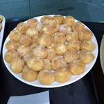 Snowy Cream Puff