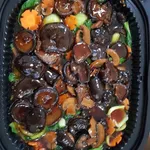 香菇小白 Siow Peh w/ Mushroom