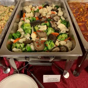 Assorted Vegetables (Cauliflower, Broccoli with Mushroom) 斋菜花芥兰花香菇