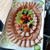 Click to see Christmas Cold Cuts (Chicken Salami & Chicken Ham)