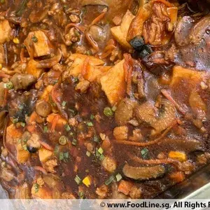 香菇肉酱扒豆腐 Beancurd In Brown Sauce (NEW)