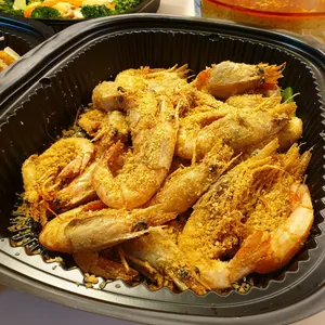 Crispy Cereal Golden Prawn 黄金麦片虾